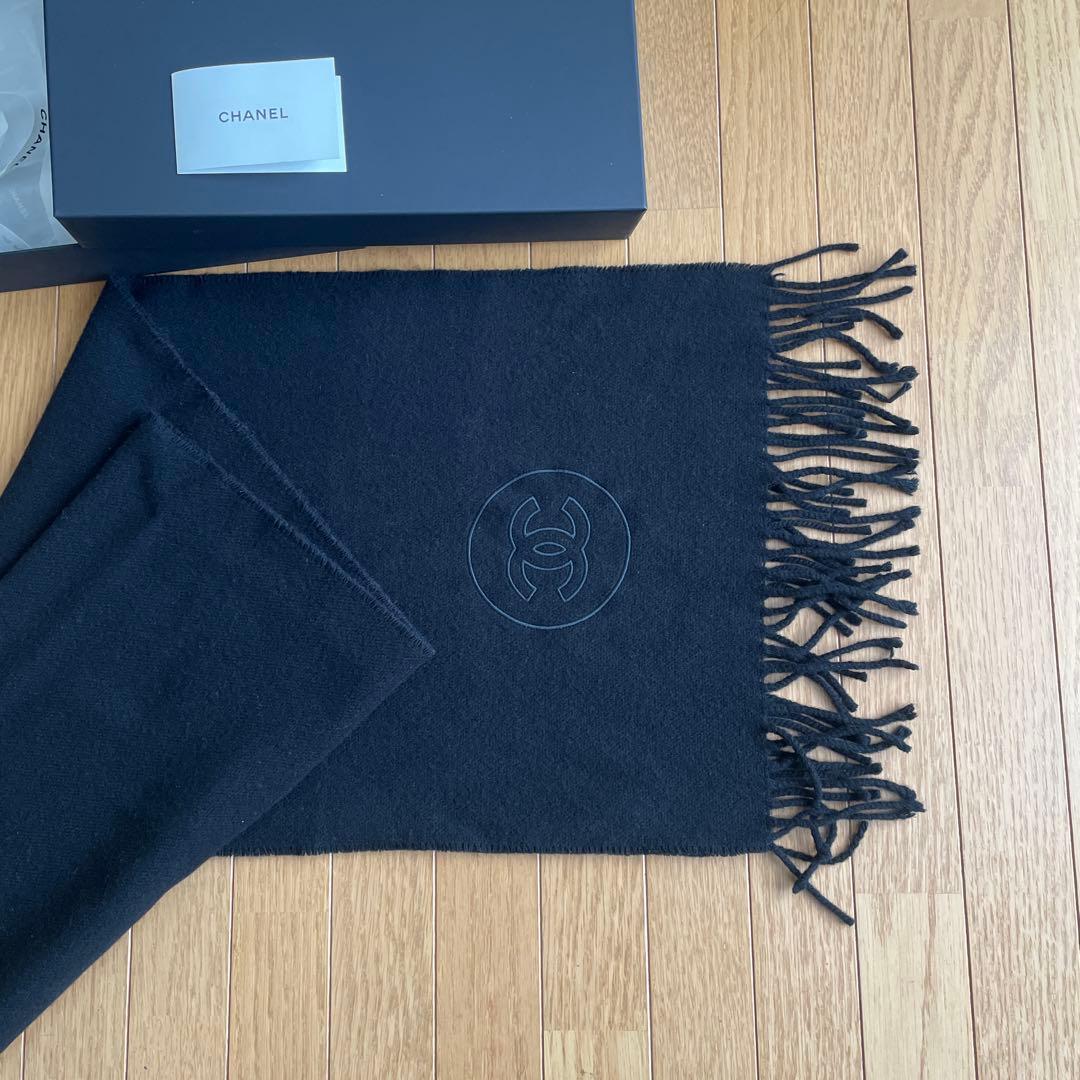 CHANEL シャネル　ブラックマフラー