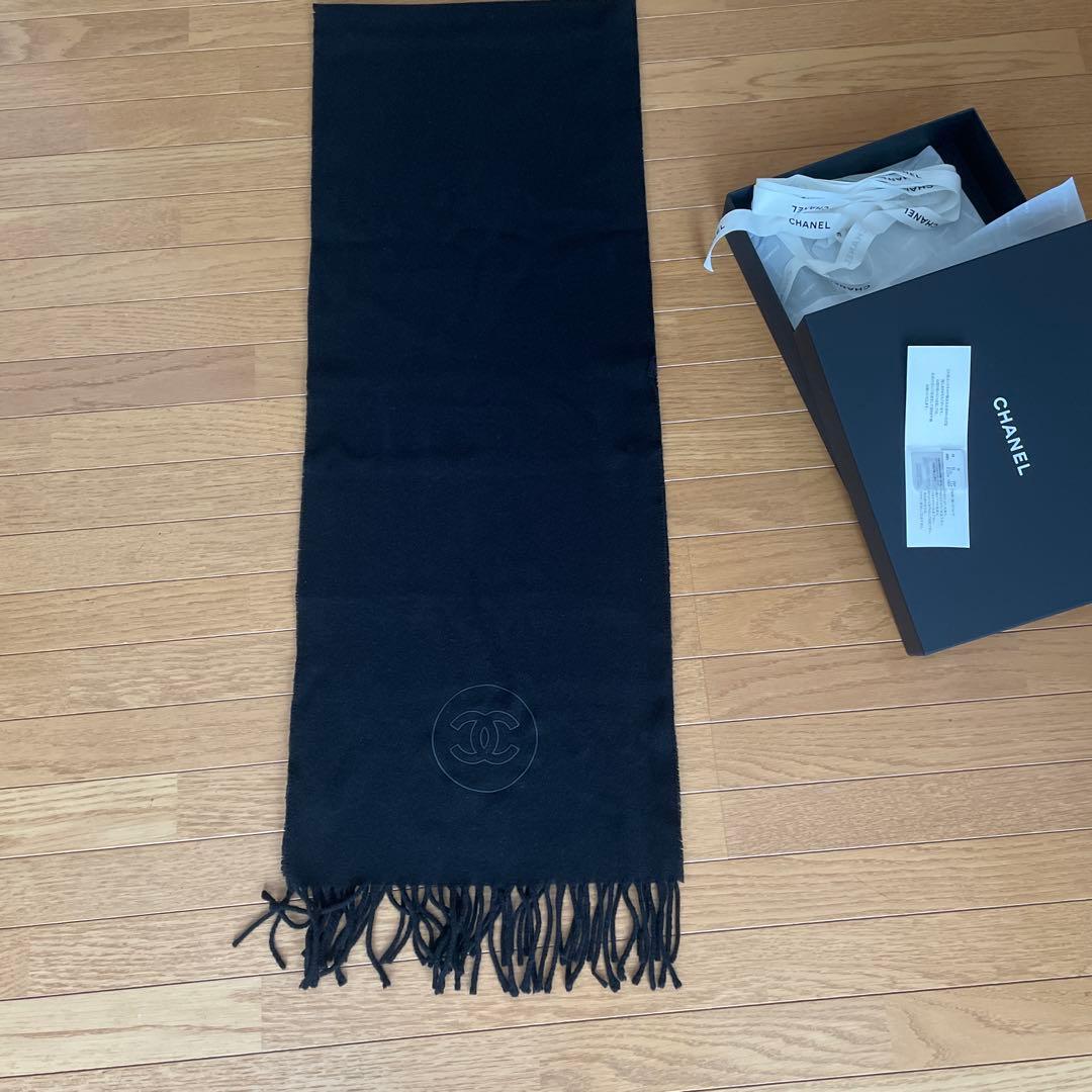 CHANEL シャネル　ブラックマフラー