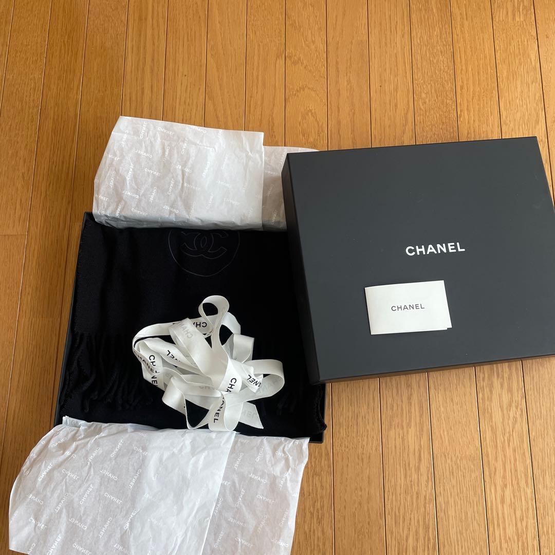 CHANEL シャネル　ブラックマフラー