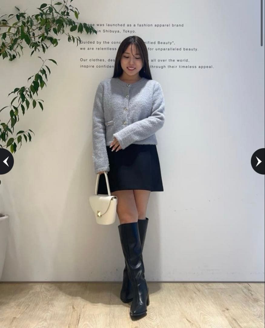 新品Apuweiser-riche バックジップフォルムミニスカート　裏地付き