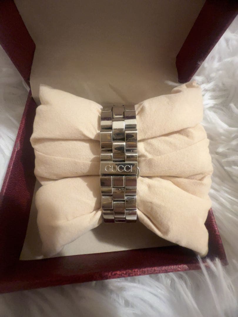 GUCCI スクエアフェイス 腕時計