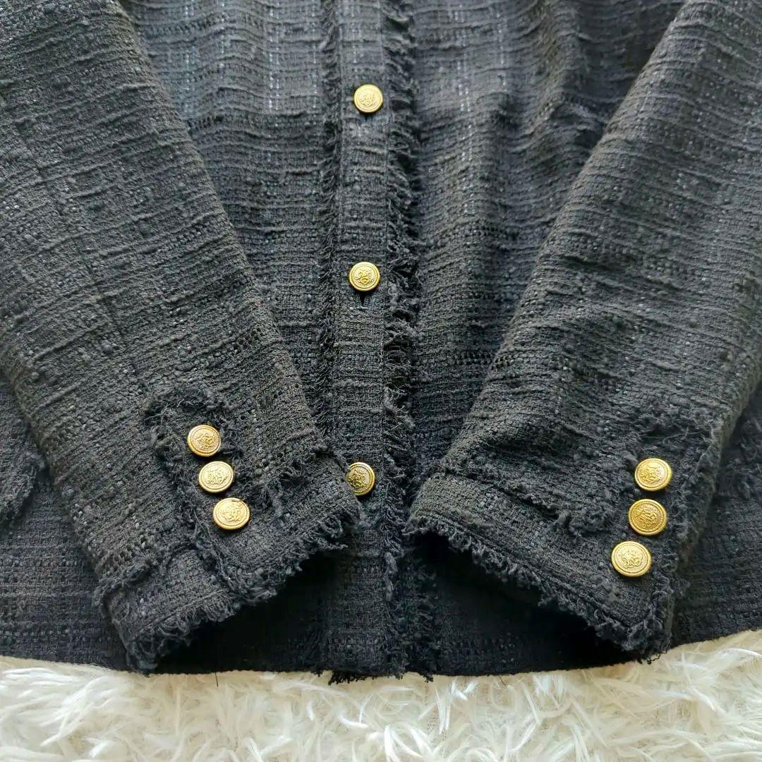 美品✨️ドゥーズィエムクラス　ツイードノーカラージャケット　金ボタン　フリンジ黒