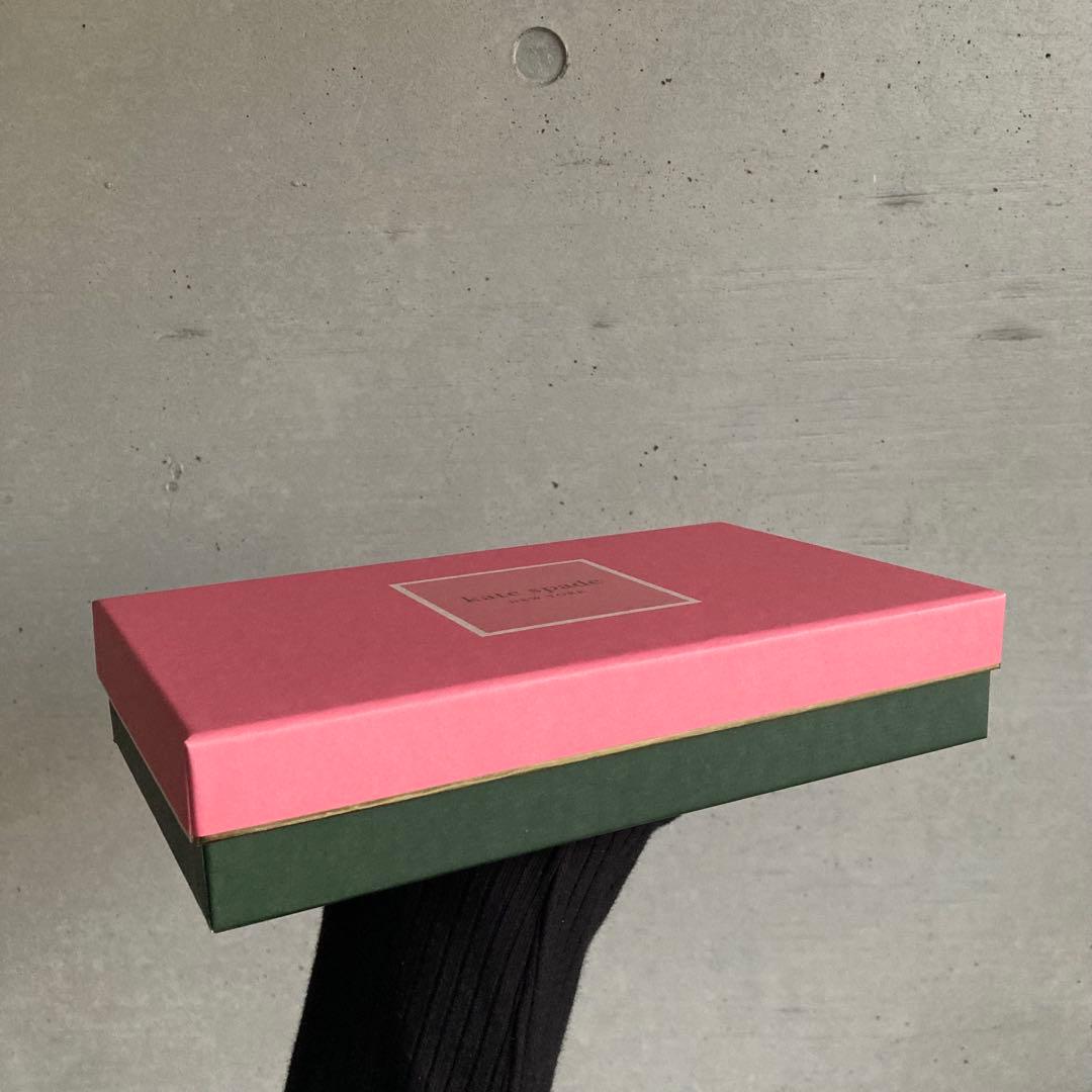 kate spade new york 三つ折り財布