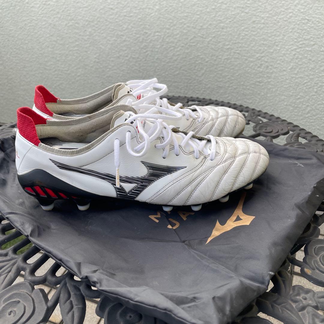 Mizuno Morelia Neo II サッカーシューズ