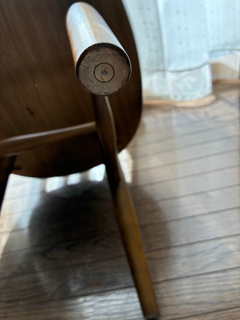 ①カリモク コロニアル ダイニングチェア 肘なし 回転なし　1脚