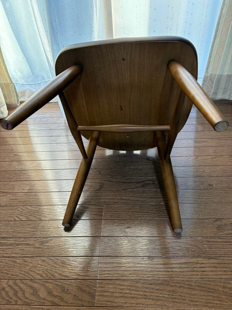 ①カリモク コロニアル ダイニングチェア 肘なし 回転なし　1脚