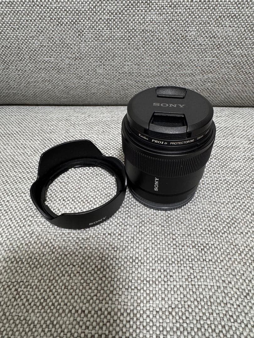SONY E 11mm F1.8 単焦点レンズ