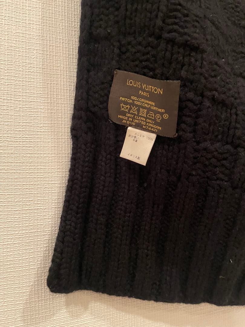 LOUIS VUITTON ブラックマフラー カシミヤ100%