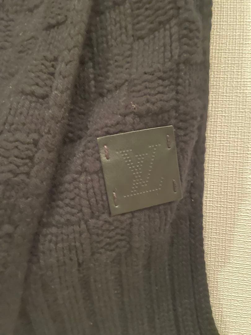 LOUIS VUITTON ブラックマフラー カシミヤ100%