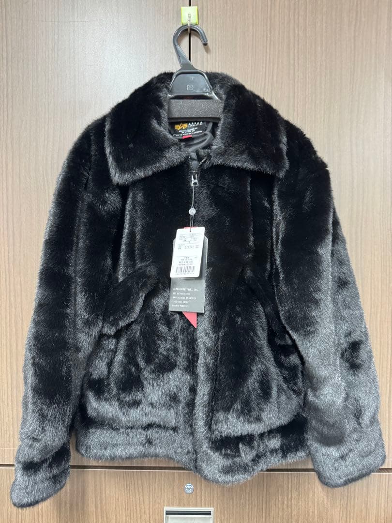 【新品】アルファインダストリーズ ミリタリーアウター S ブラック