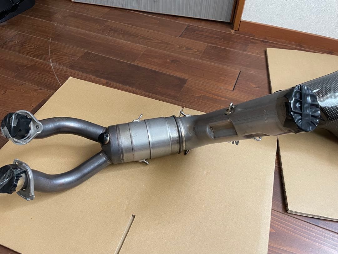 アクラポビッチ　MT-07 RM33J JMCA認証　マフラー　レーシングライン