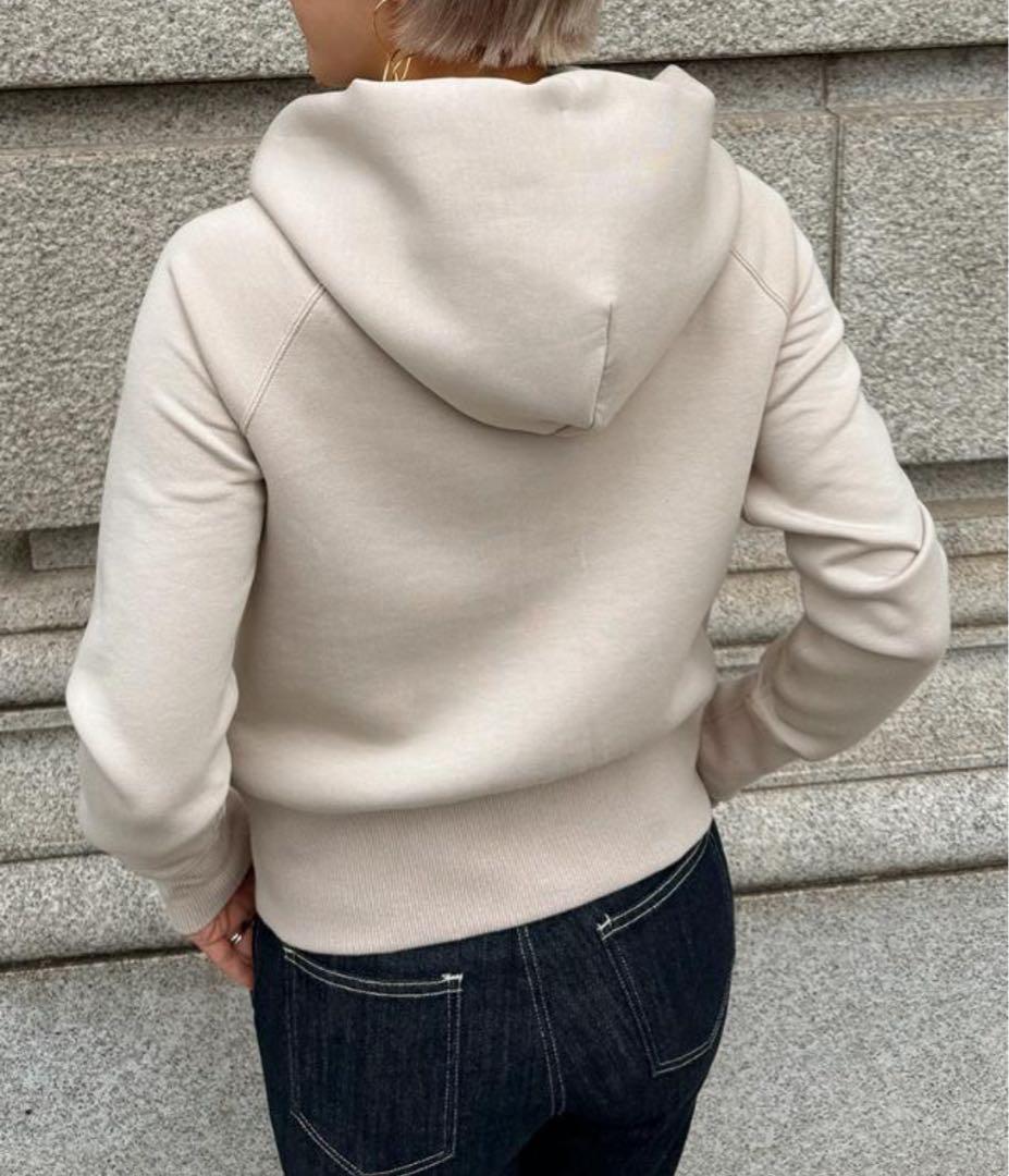 新品JENNE☆日本製美ラインパーカー モカL☆ジェンヌ