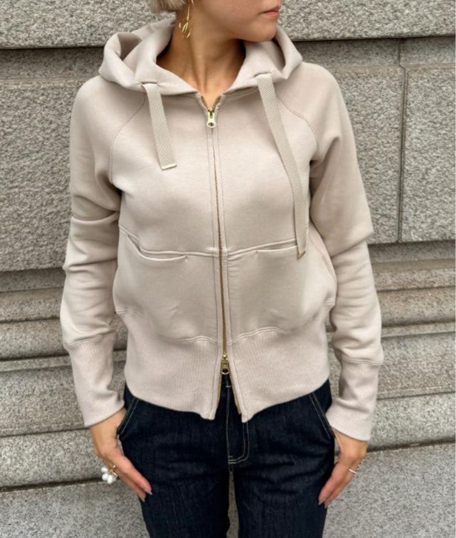 新品JENNE☆日本製美ラインパーカー モカL☆ジェンヌ