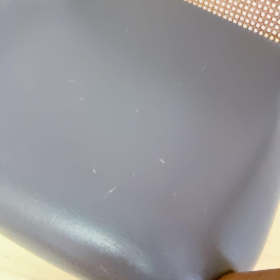 飛騨産業　キツツキマーク　ラタン　アームチェア　ダイニングチェア　座面レザー