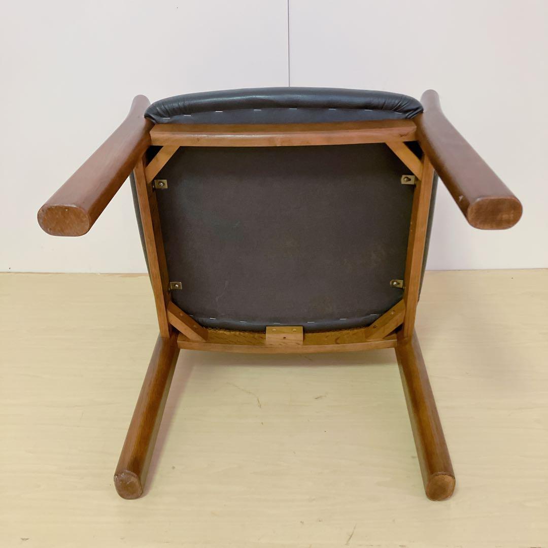 飛騨産業　キツツキマーク　ラタン　アームチェア　ダイニングチェア　座面レザー