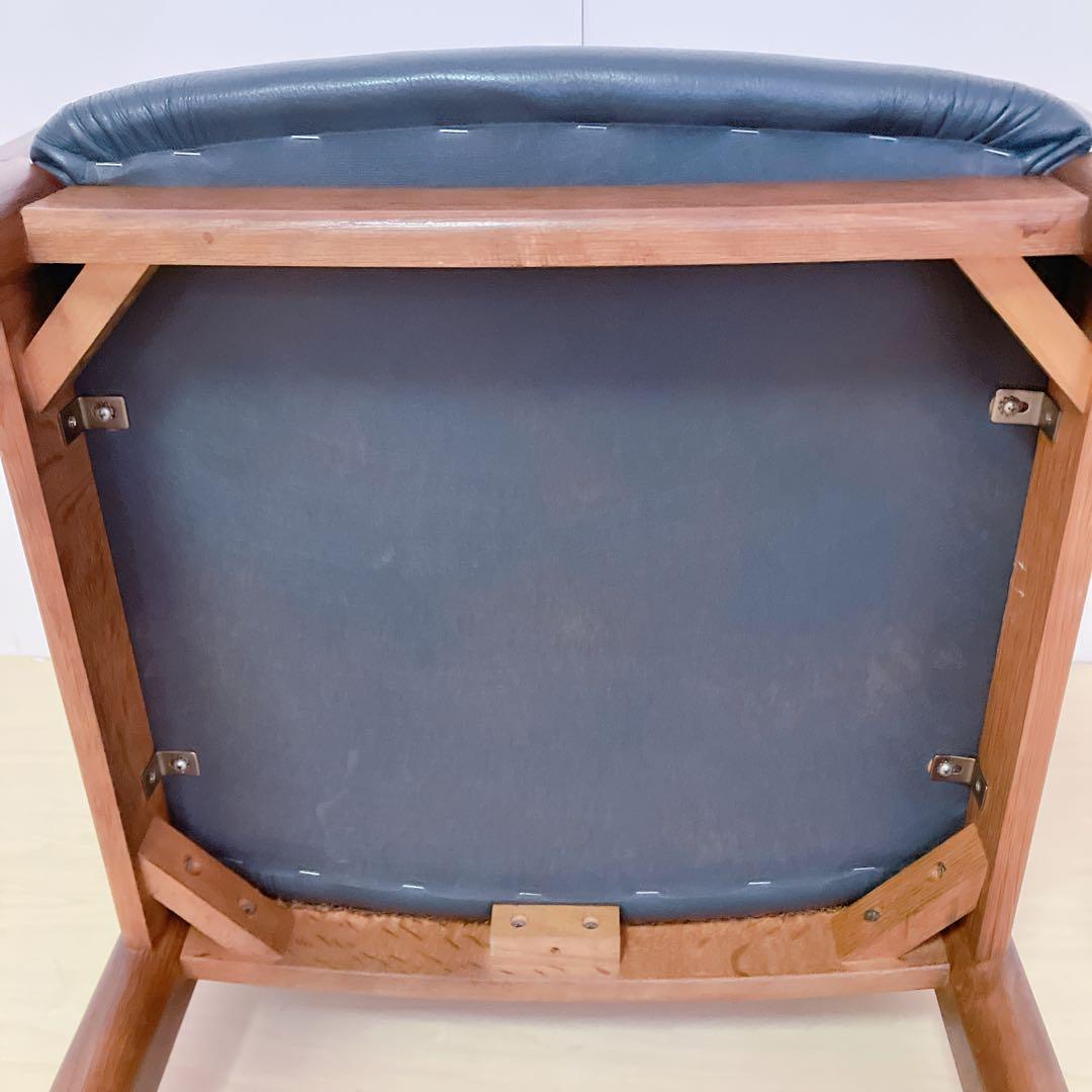 飛騨産業　キツツキマーク　ラタン　アームチェア　ダイニングチェア　座面レザー