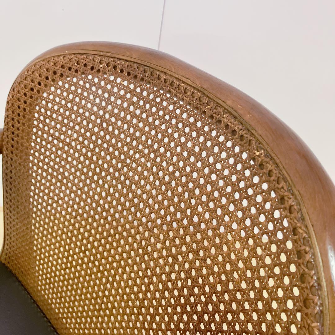 飛騨産業　キツツキマーク　ラタン　アームチェア　ダイニングチェア　座面レザー