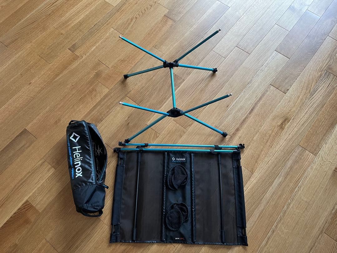 Helinox アウトドアテーブル 軽量