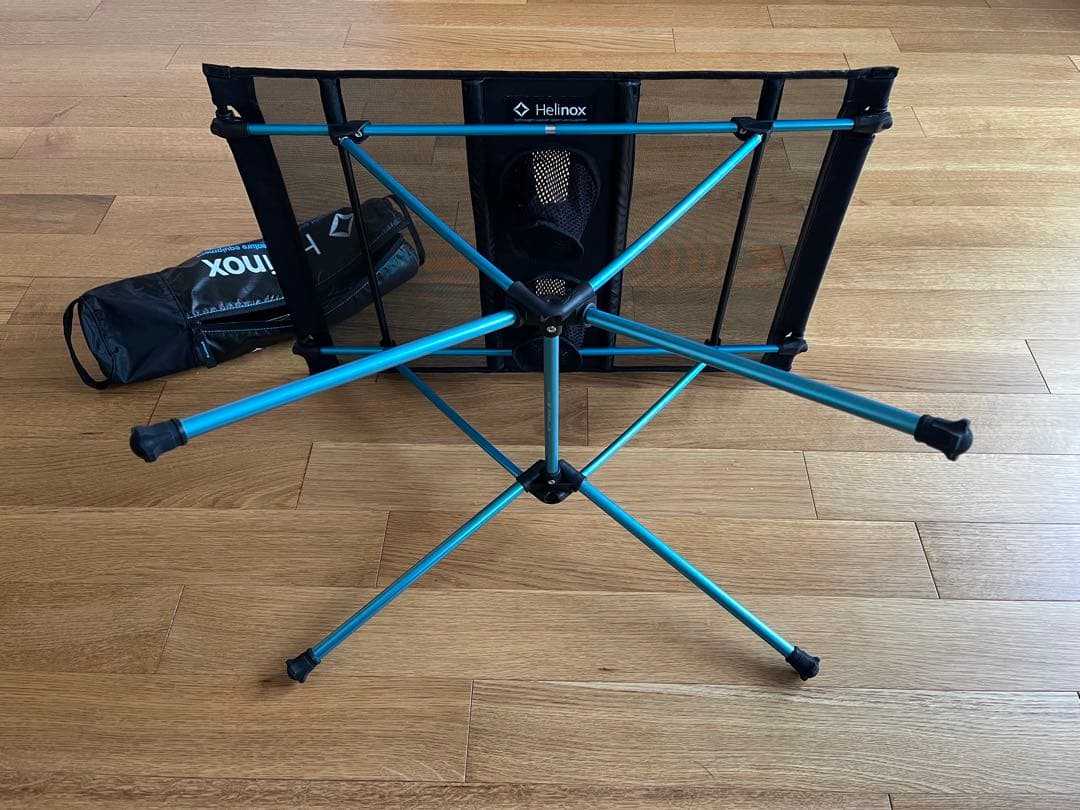 Helinox アウトドアテーブル 軽量