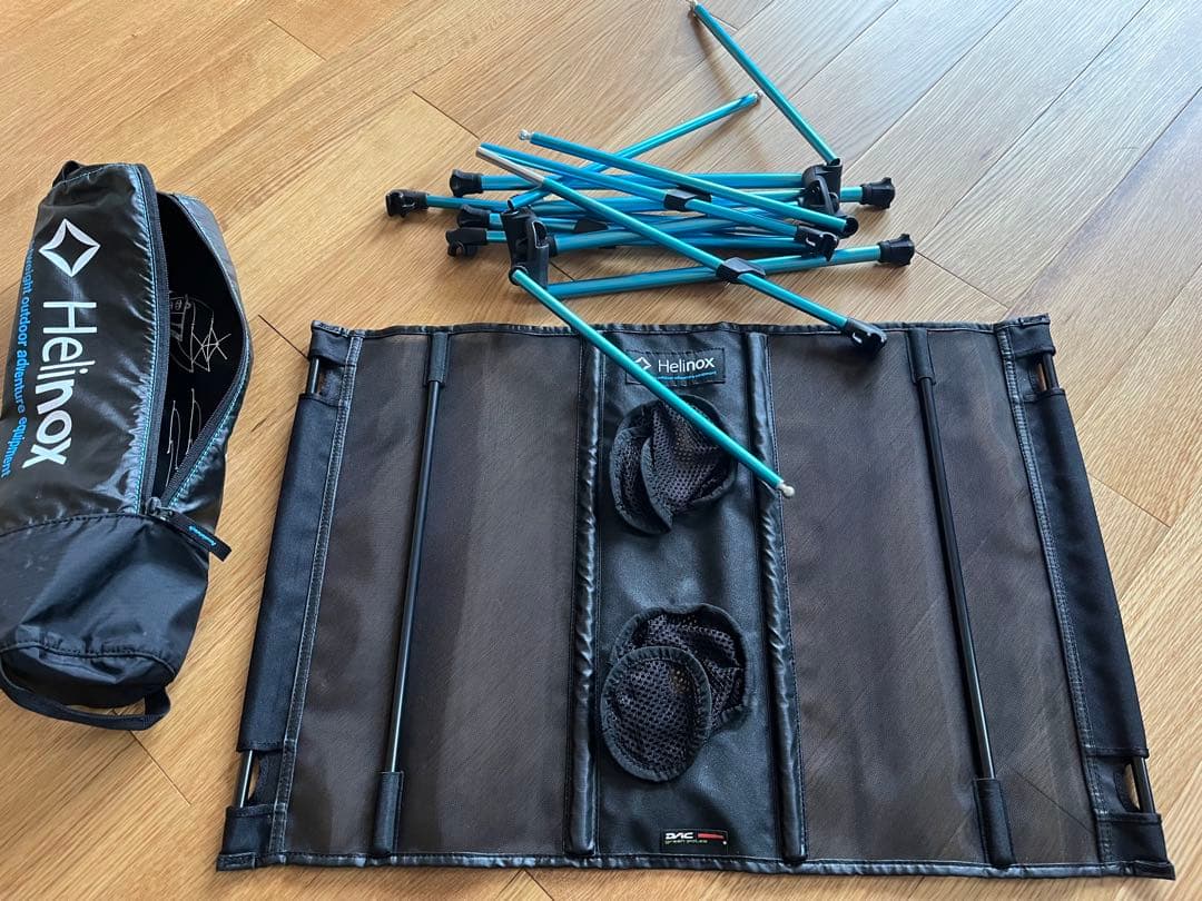 Helinox アウトドアテーブル 軽量