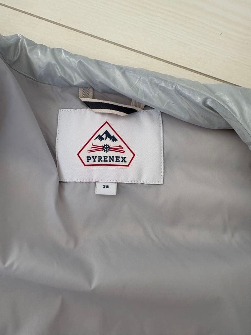 PYRENEX アイスブルー　レディース　　 　ダウンベスト