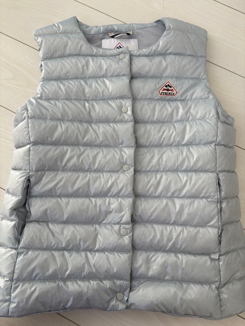 PYRENEX アイスブルー　レディース　　 　ダウンベスト