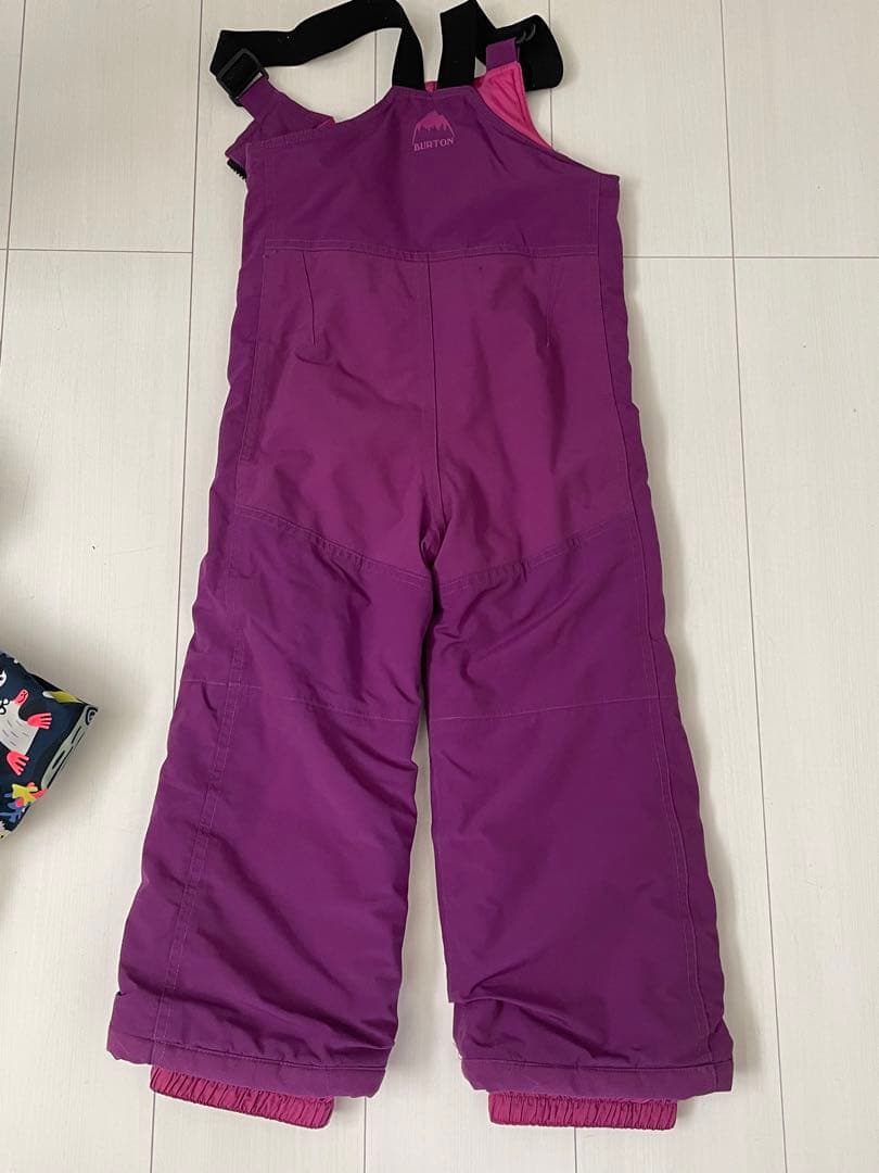 BURTON 子ども用 スノーボードウェア ジャケット　ビブパンツ　5T 4T