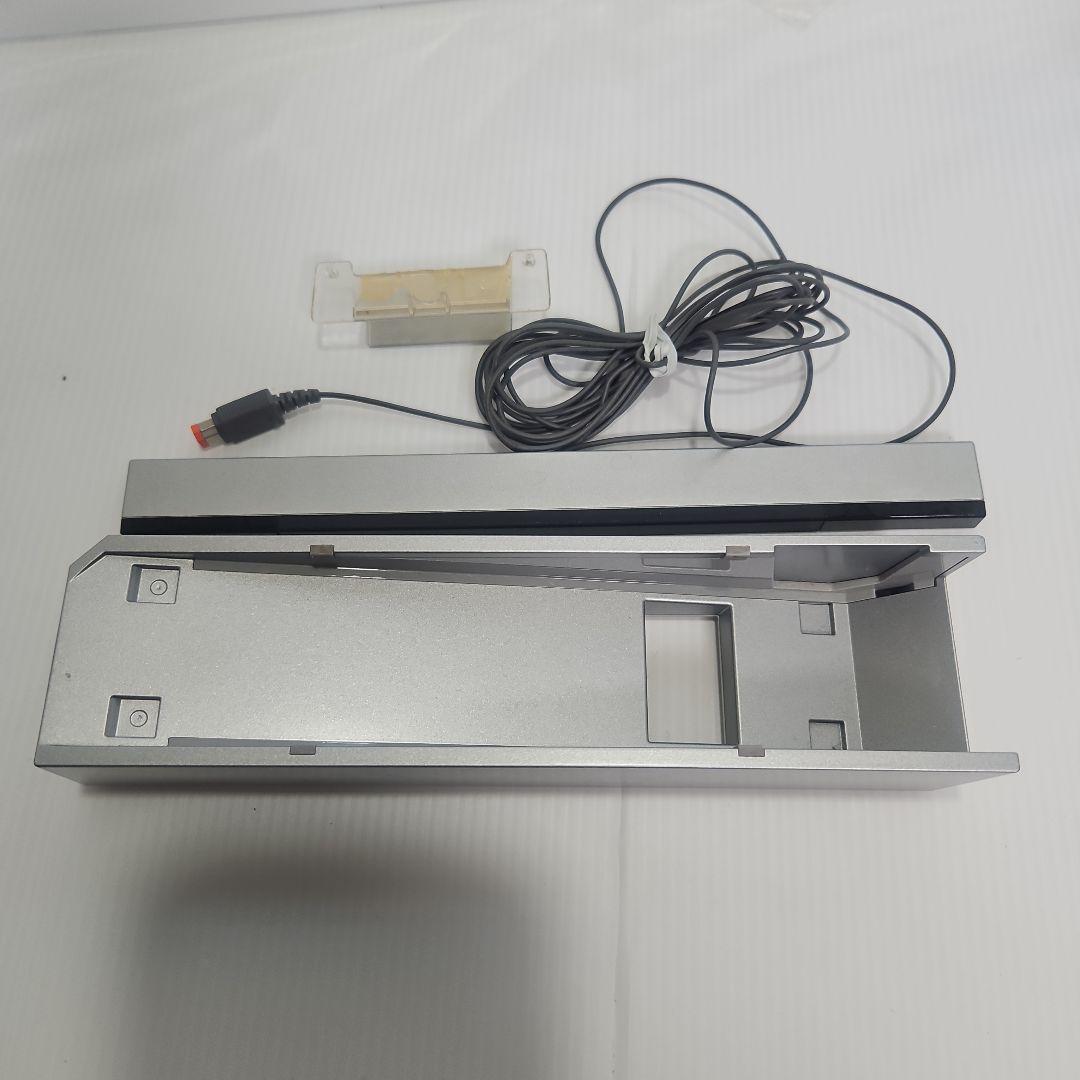 【中古品　動作確認済】Nintendo Wii RVL-001-WD　ホワイト
