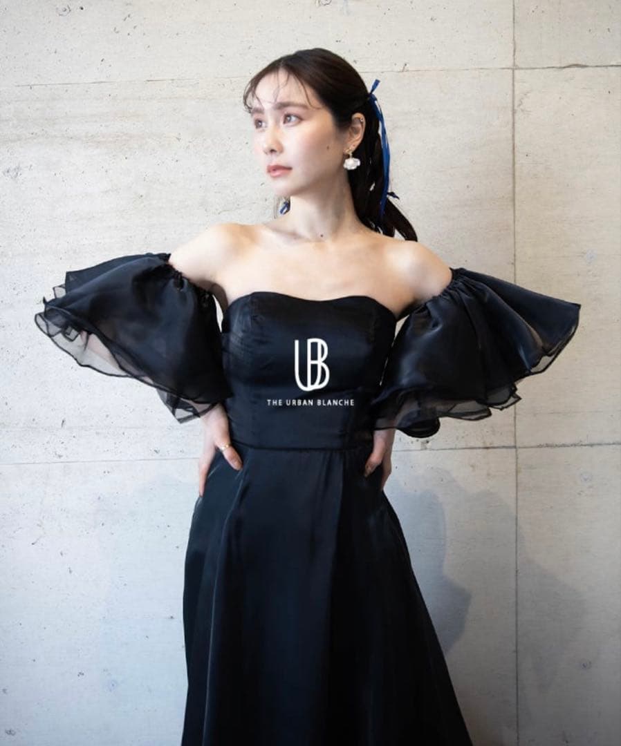 はるブラックドレス　アーバンブランシュ　urbanblanche