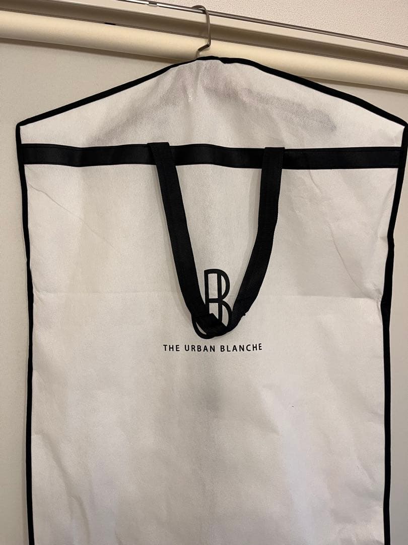 はるブラックドレス　アーバンブランシュ　urbanblanche