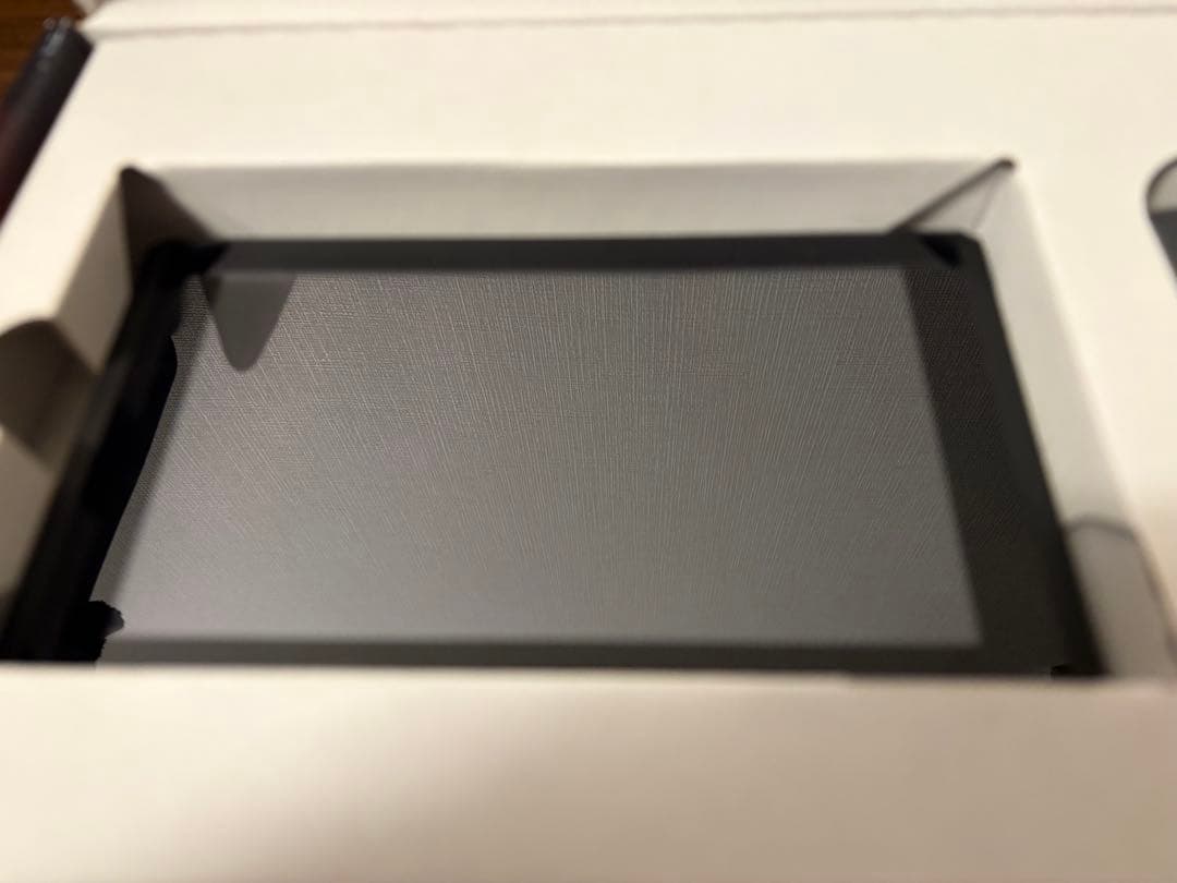 Nintendo Switch本体＋ソフト2本＋フィルム付き