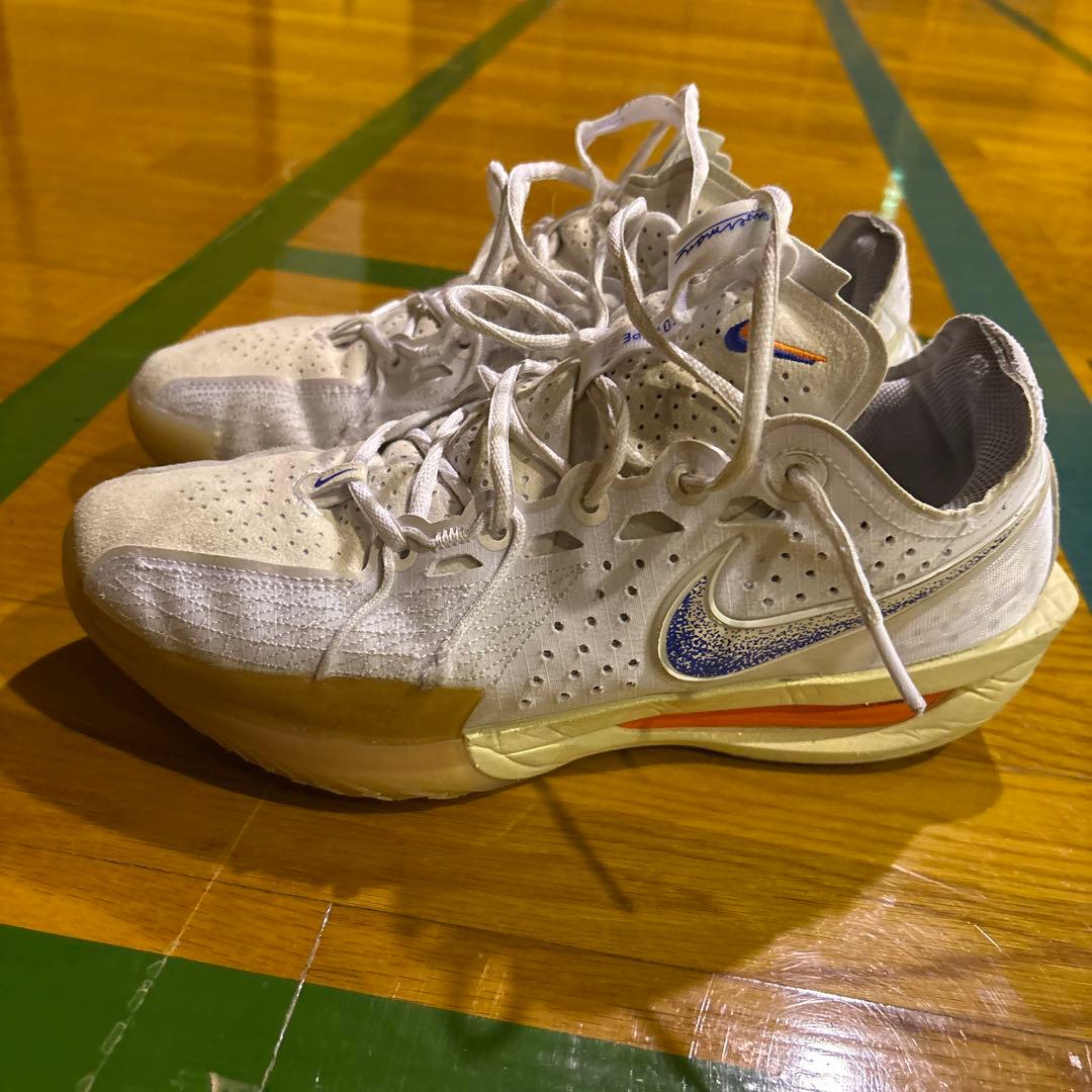 Nike バスケットボールシューズ GTカット3