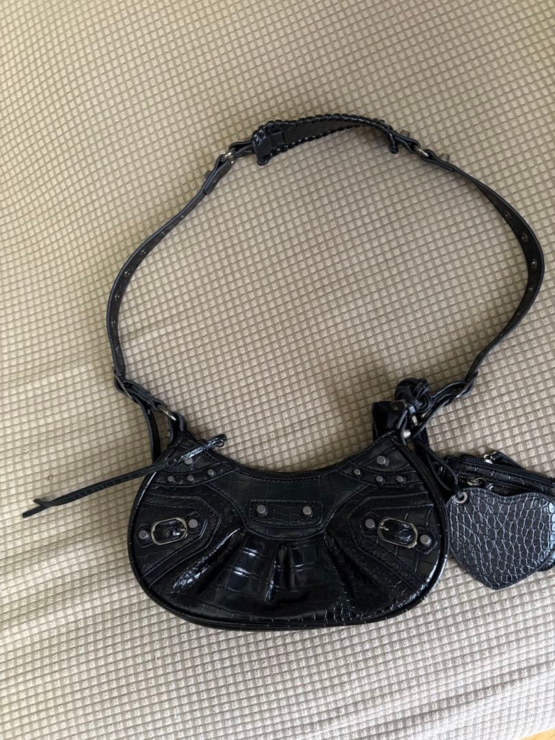 な*様 ブラック クロコダイル風 ショルダーバッグ