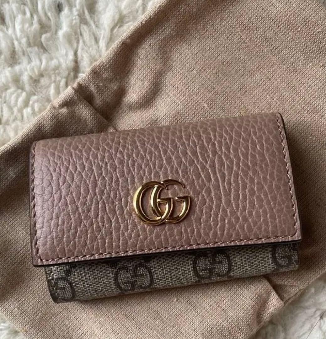 GUCCI ピンク マーモント キーケース