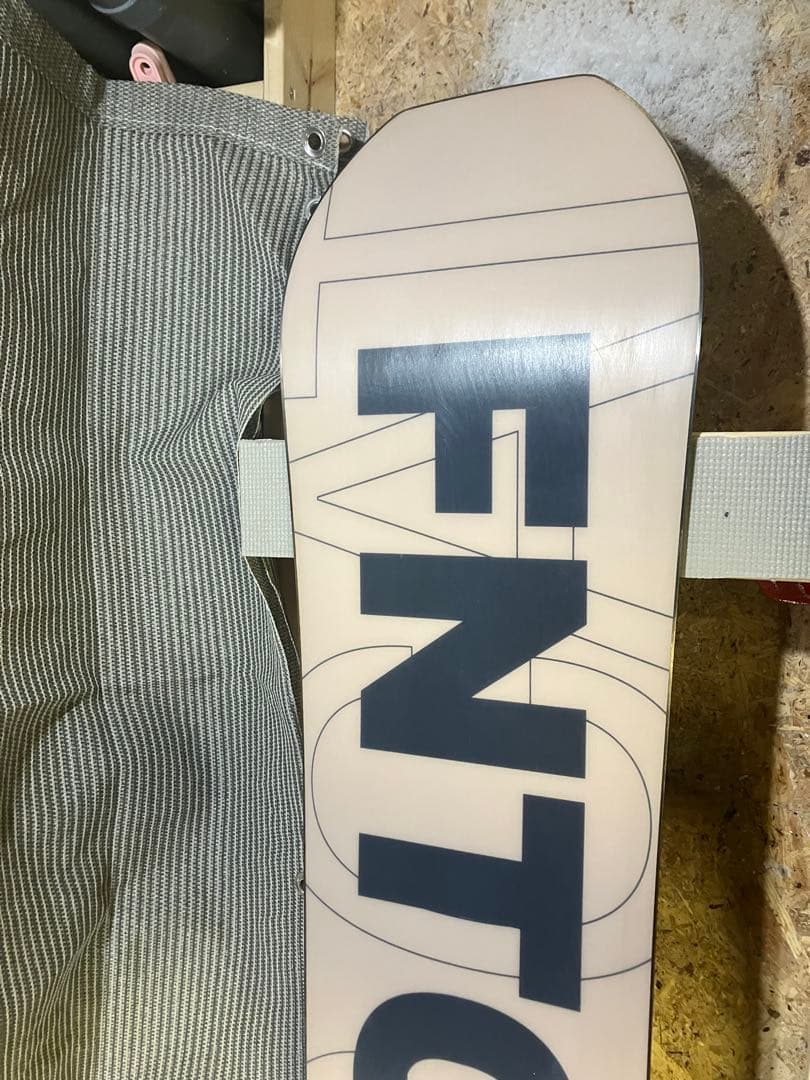 スノーボード FNTC CAT 153 23-24