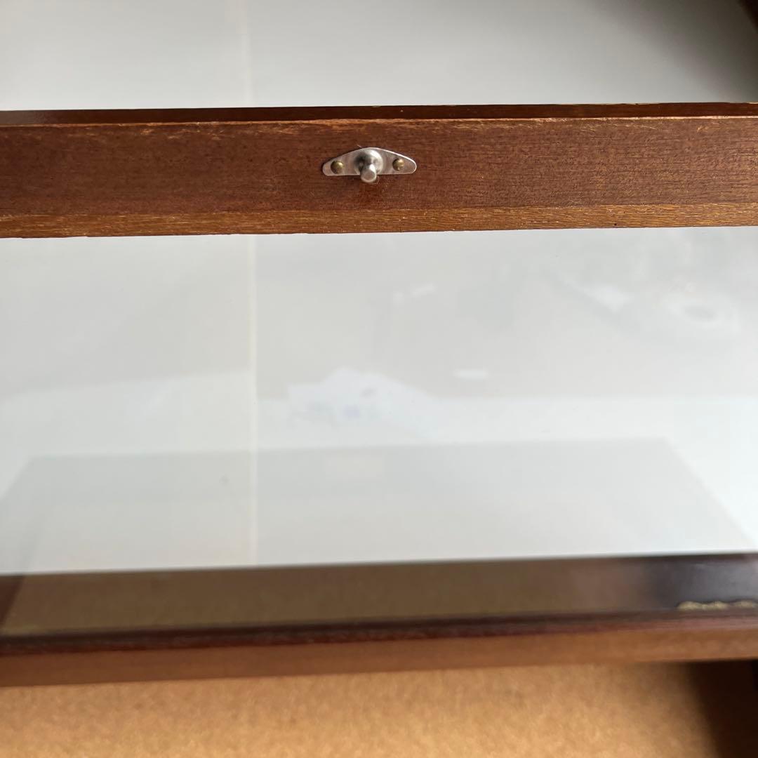 ショーケース　ガラスケース　木製コレクションケース鍵付き