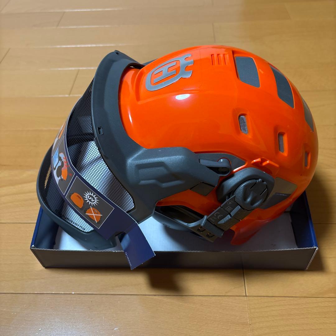 みちさん　ハスクバーナヘルメットテクニックH300