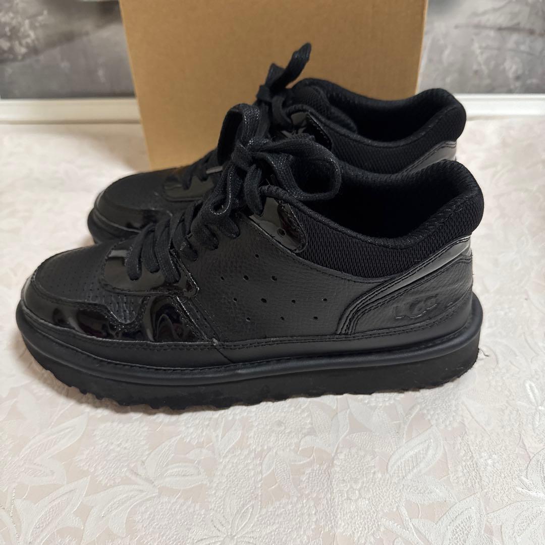 《限定値下げ》UGG ブラック スニーカー