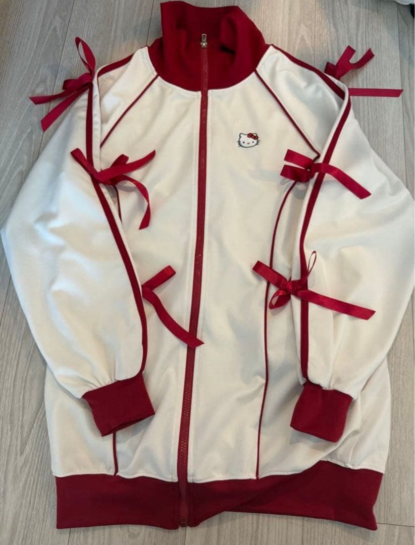 ハローキティ リボン ジャージ　スリーブリボンZIPミニワンピース　渋谷109