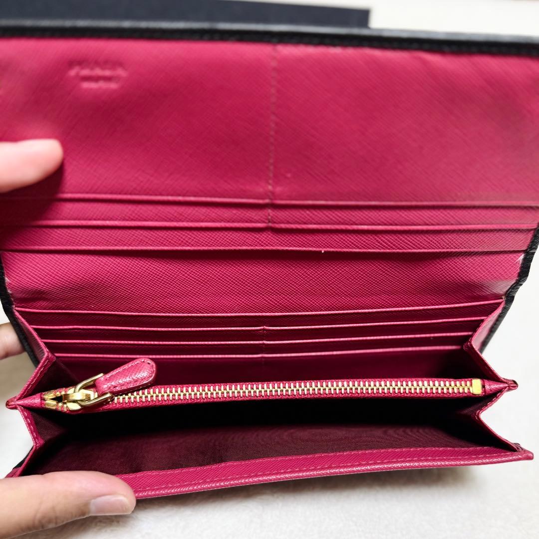 Prada プラダ　長財布　サフィアーノ　ゴールドロゴ