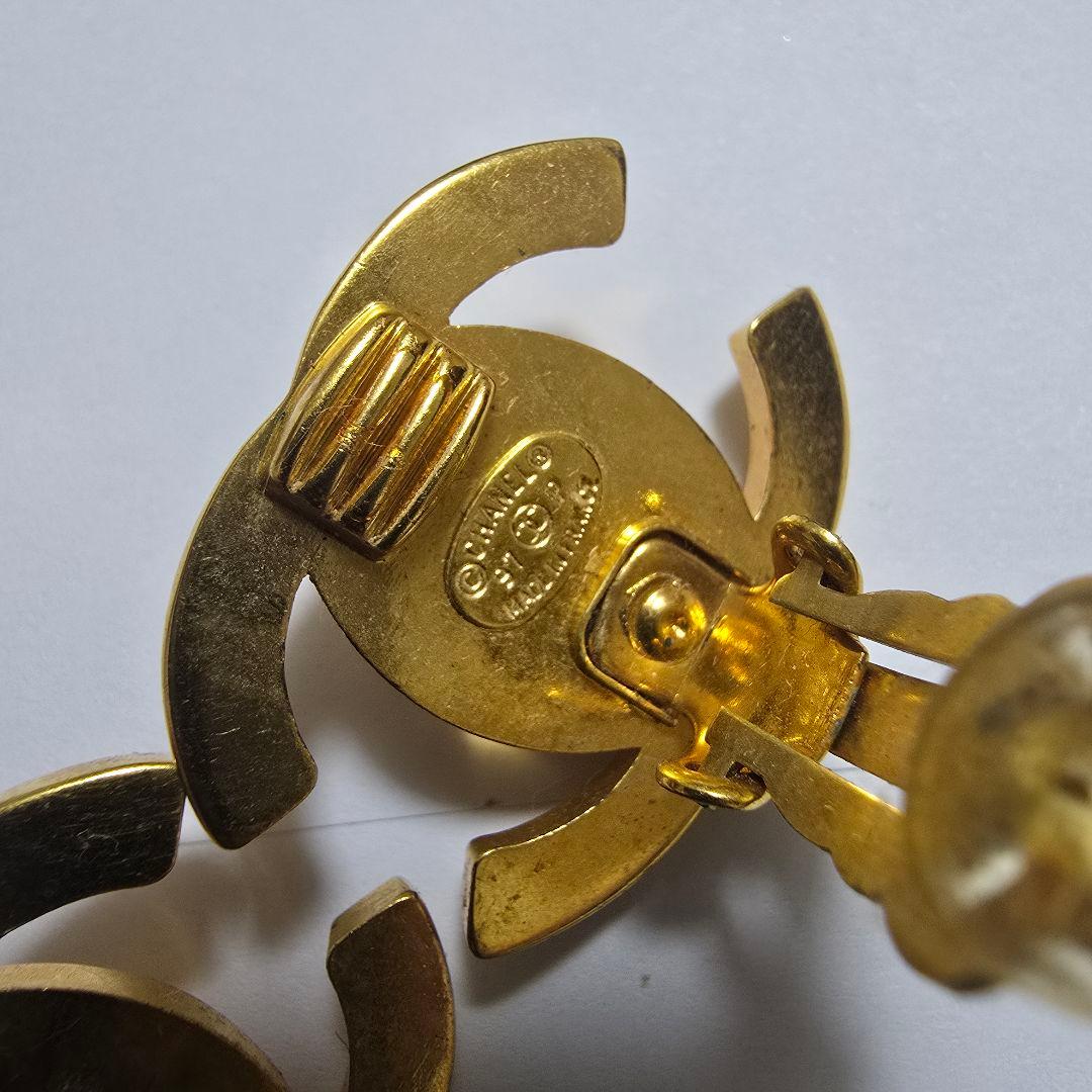 CHANEL シャネル イヤリング ターンロック 97/P GP