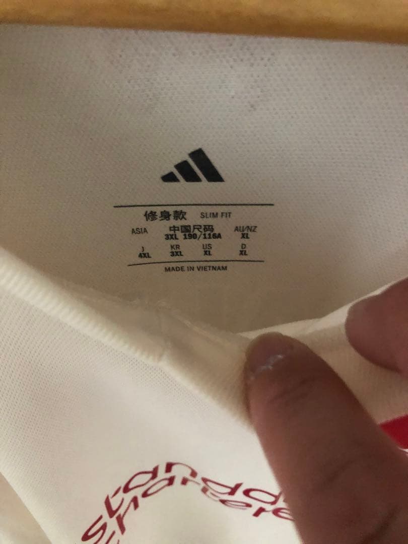 リバプール　25/26 ユニフォーム　アウェイ