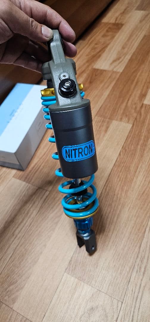 シグナス リアサスペンション 340mm 新古品