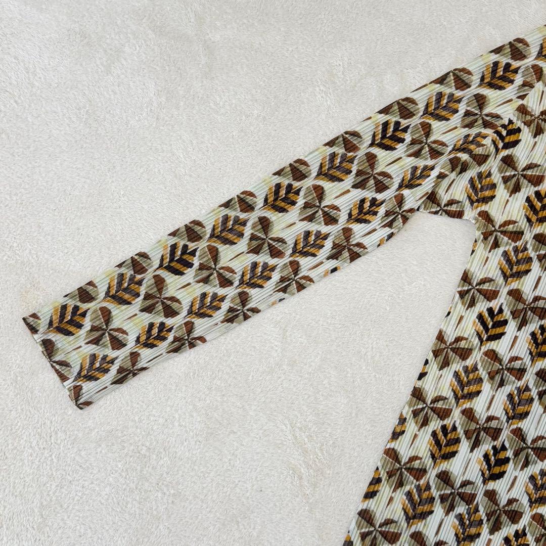 極美品✨PLEATS PLEASE プリーツ　長袖　トップス　クローバー　総柄