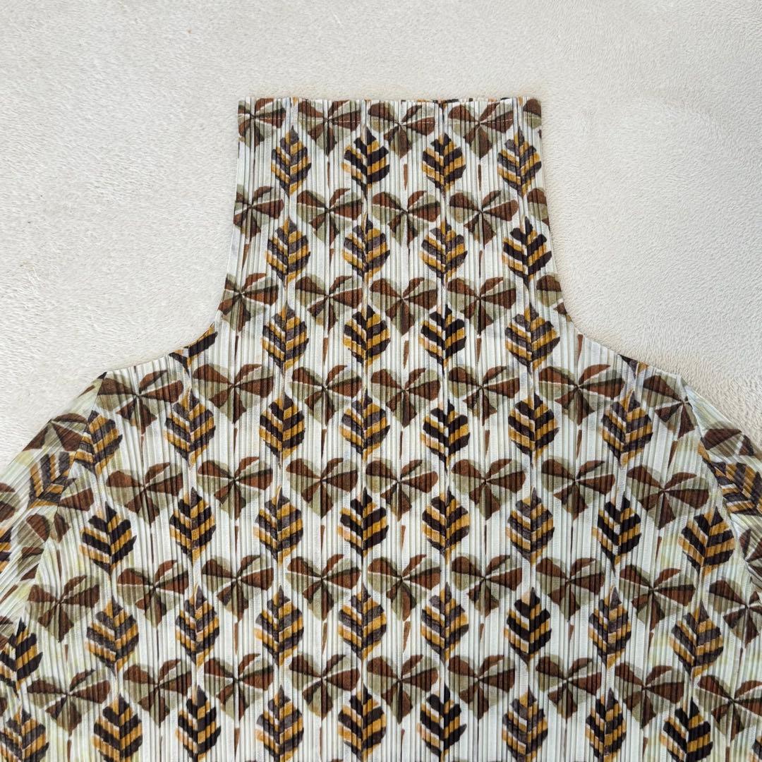 極美品✨PLEATS PLEASE プリーツ　長袖　トップス　クローバー　総柄