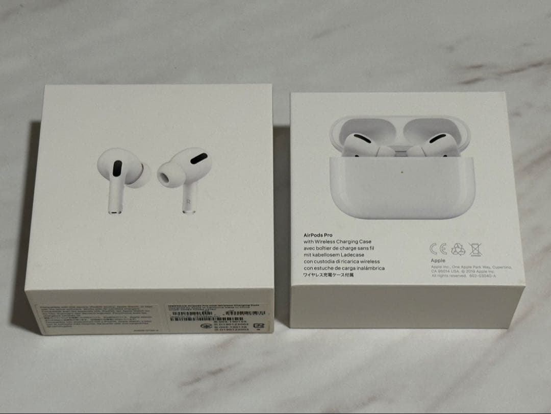 【美品】AirPods Pro 第1世代 正規品 付属品完備・動作OK