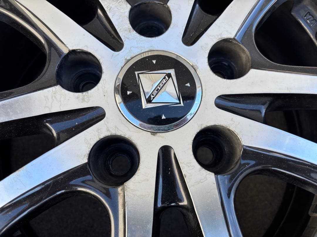 15インチ ブラック/シルバー ホイール 4本セット　6J 114.3