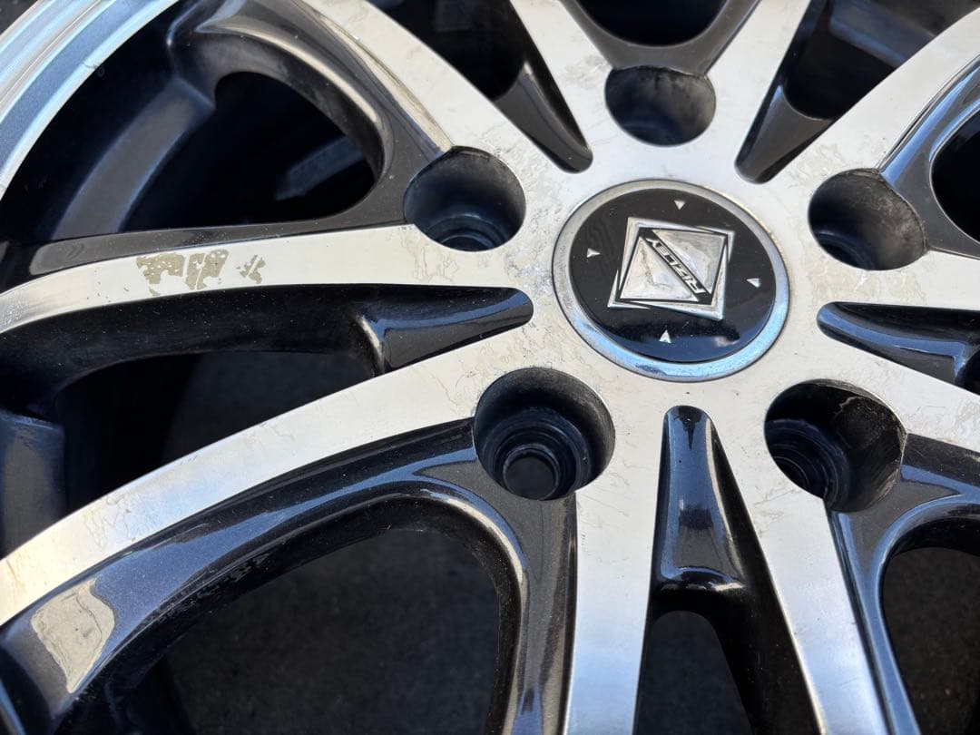 15インチ ブラック/シルバー ホイール 4本セット　6J 114.3