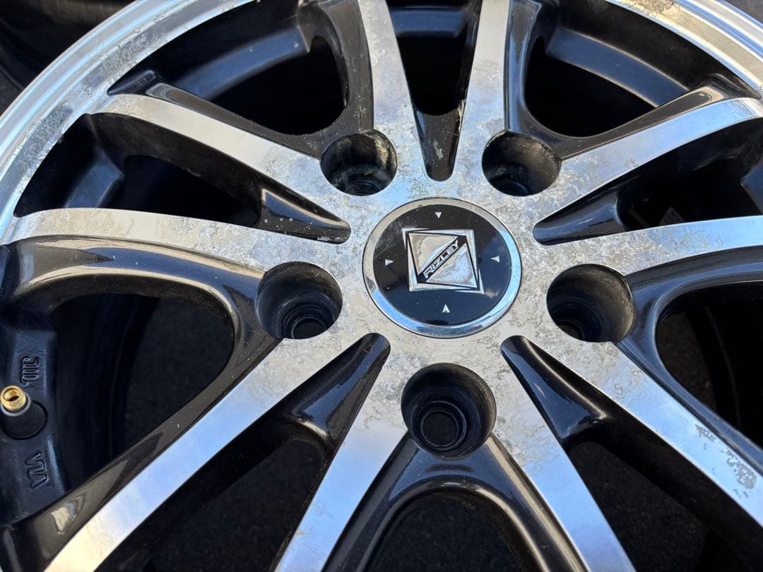 15インチ ブラック/シルバー ホイール 4本セット　6J 114.3