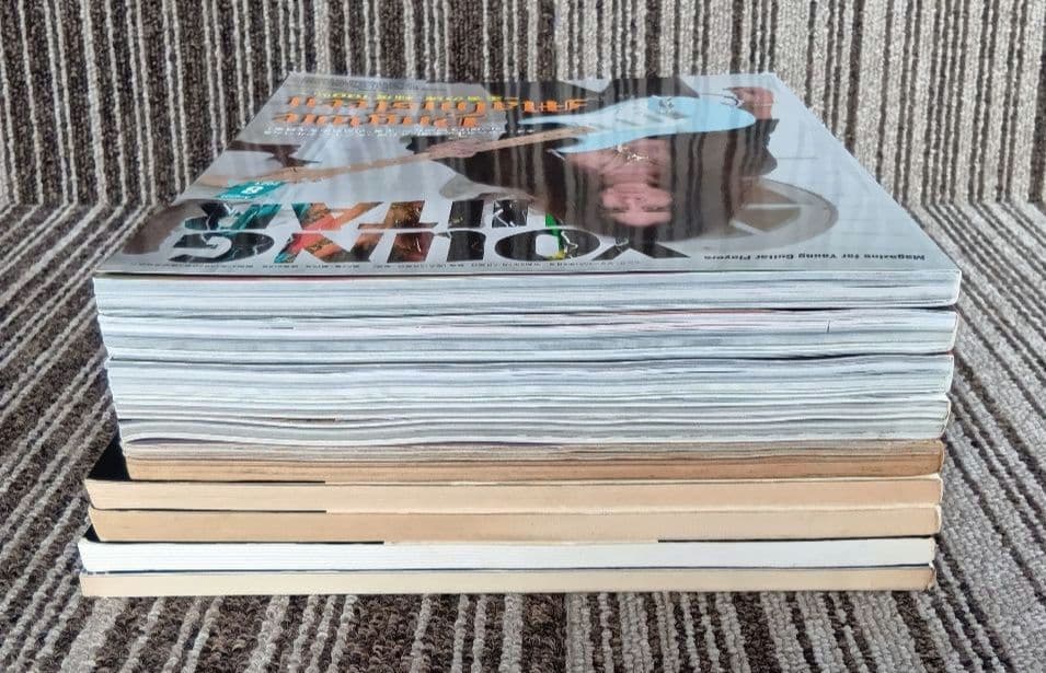 トニー・マカパイン 楽譜 Tony Macalpine スコア ヤングギター